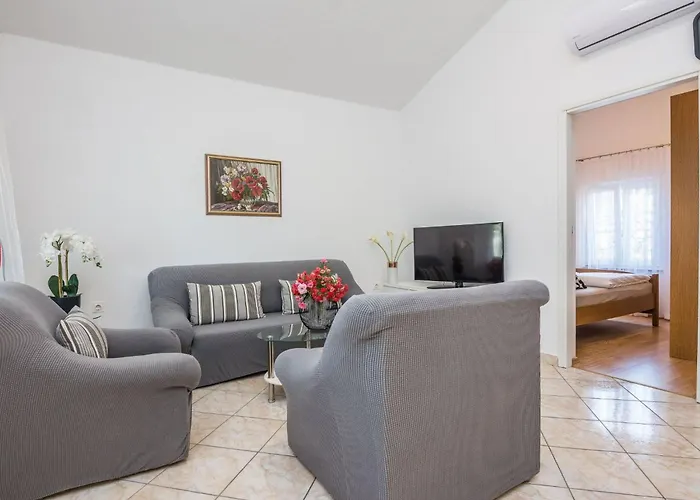 Andelic 1 By Interhome