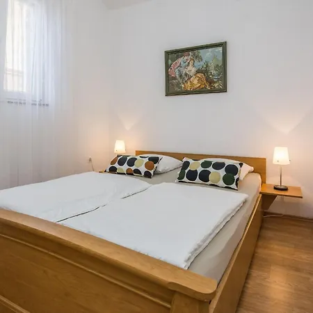 Andelic 1 By Interhome Apartman